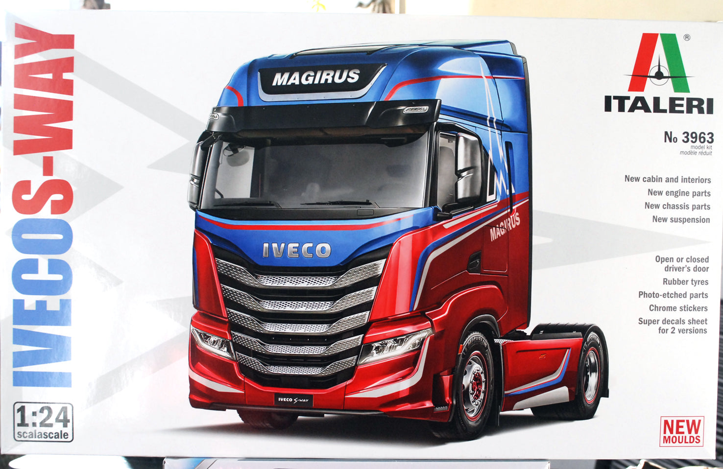 Italeri 3963 Iveco S-Way 1:24 Bausatz neu 2025