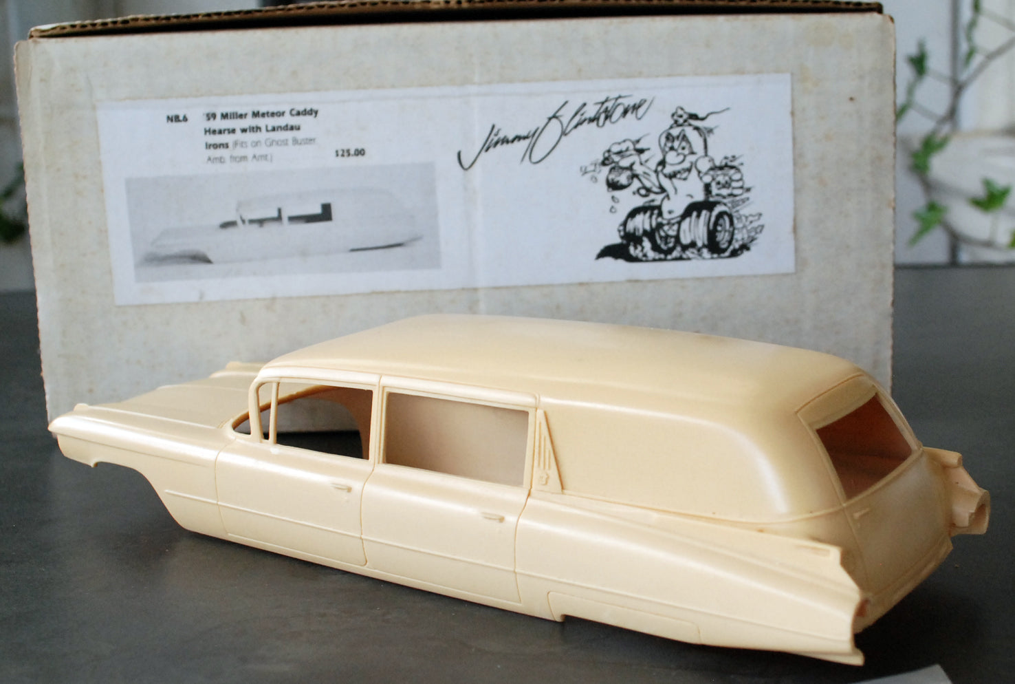 Jimmy Flintstone NB6 1959 Miller Meteor Cadillac Hearse Resin Body only 1:25