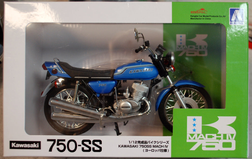 Kawasaki 750 SS Mach IV Candy Blue 1:12 Aoshima 108185