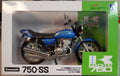 Kawasaki 750 SS Mach IV Candy Blue 1:12 Aoshima 108185