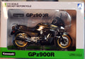 Kawasaki GPz 900 R Ninja Black / Gold 1:12 Aoshima 109229