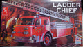 American La France Ladder Chief  Feuerwehr Leiterwagen 1:25 AMT 1204