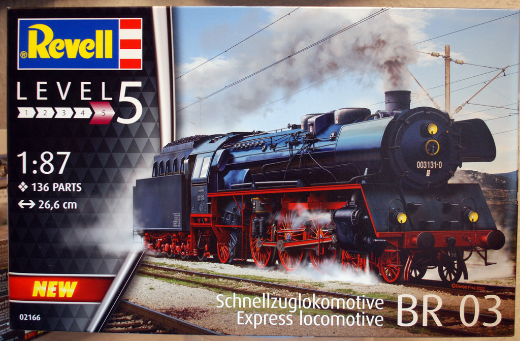Revell 02166 Schnellzug - Lokomotive Baureihe 03 mit Tender 1:87 H0