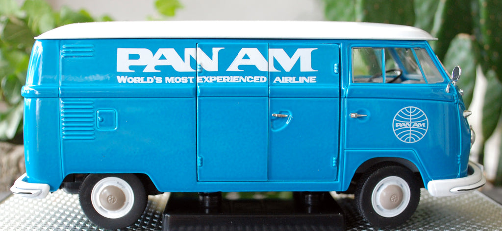 1960 VW Volkswagen T1 Delivery Van Bully 1:24 M2Machines 40300
