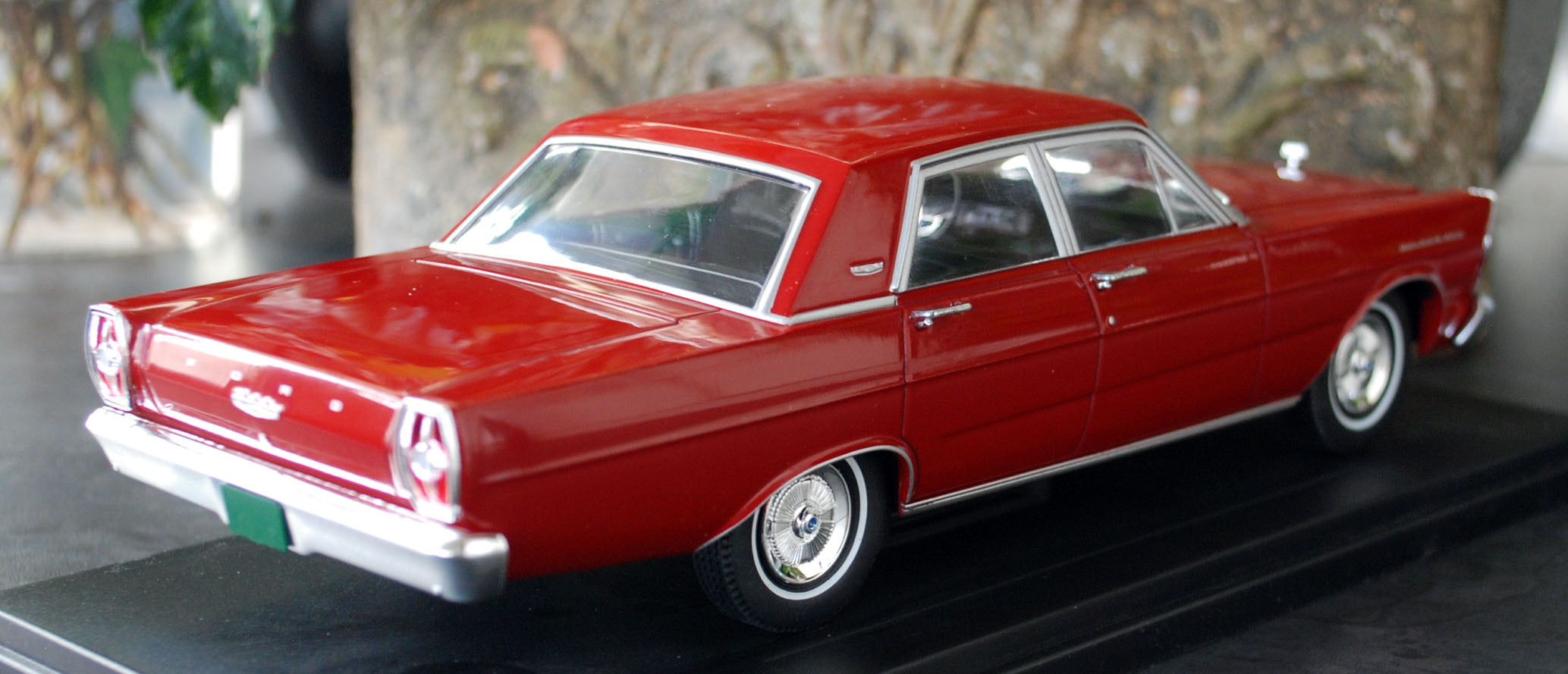 1965 Ford Galaxie 1:24 Fabbri / White Box / Hachette