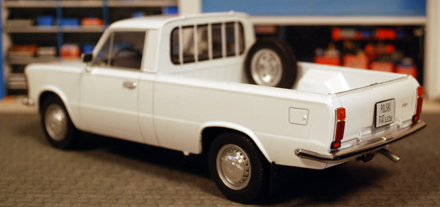 1975 Polski Fiat 125 P Pickup 1:24 Fabbri / White Box / Hachette