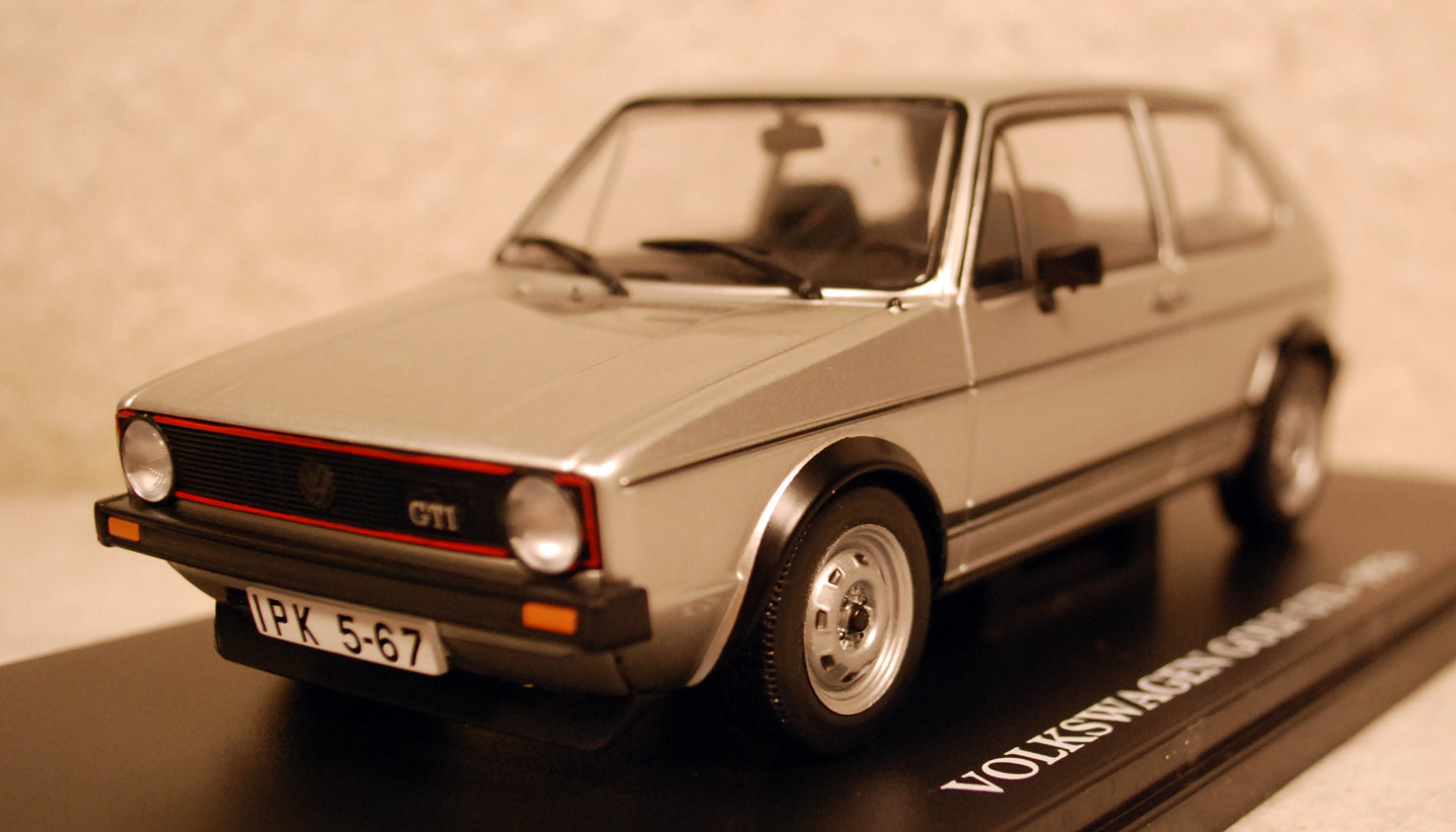 1976 Volkswagen VW Golf GTI 1:24 Fabbri / White Box / Hachette