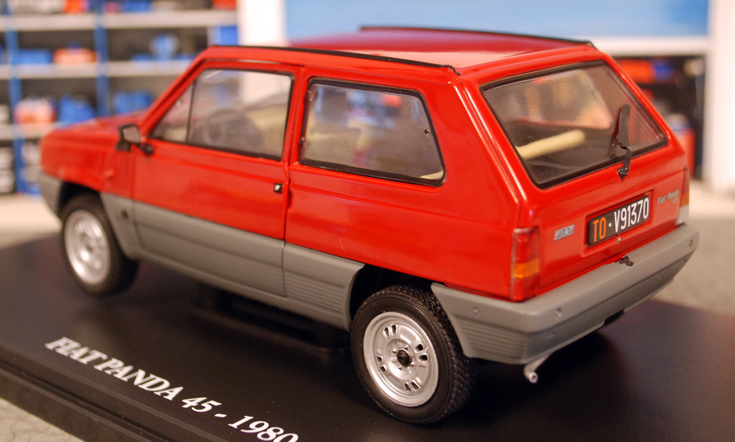 1980 Fiat Panda 45 1:24 Fabbri / White Box / Hachette