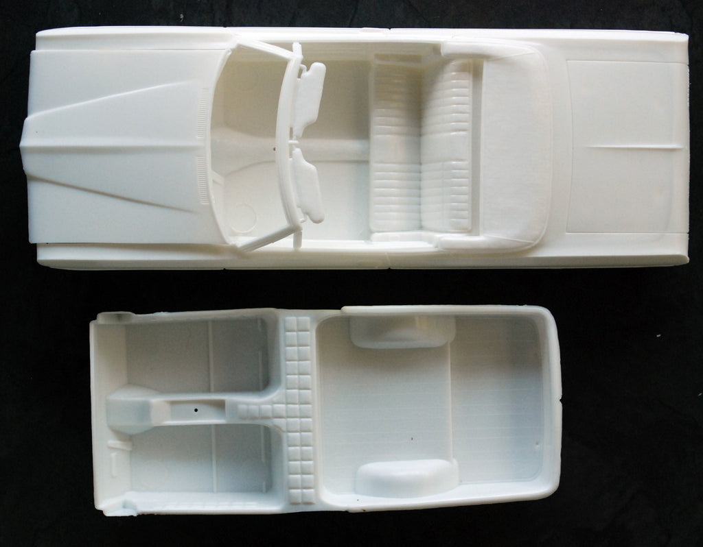 MPC Model King 21574 P 1970 Pontiac Bonneville + Speedboat MPC 840 1:25
