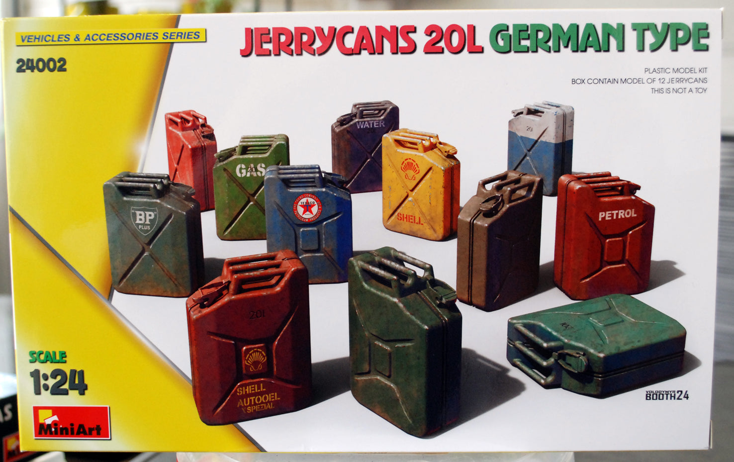 Mini Art 24002 German Jerry Cans Deutsche Reservekanister 1:24 Bausatz Kit