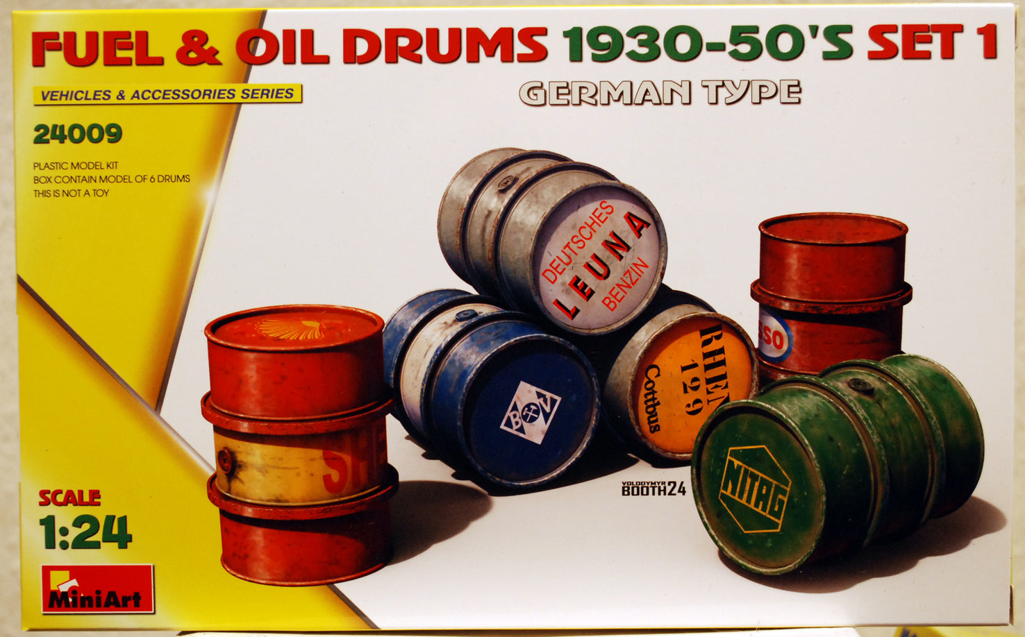 Mini Art 24009 German Fuel & Oil Drums Benzin- und Ölfässer 100 L 1:24 Bausatz