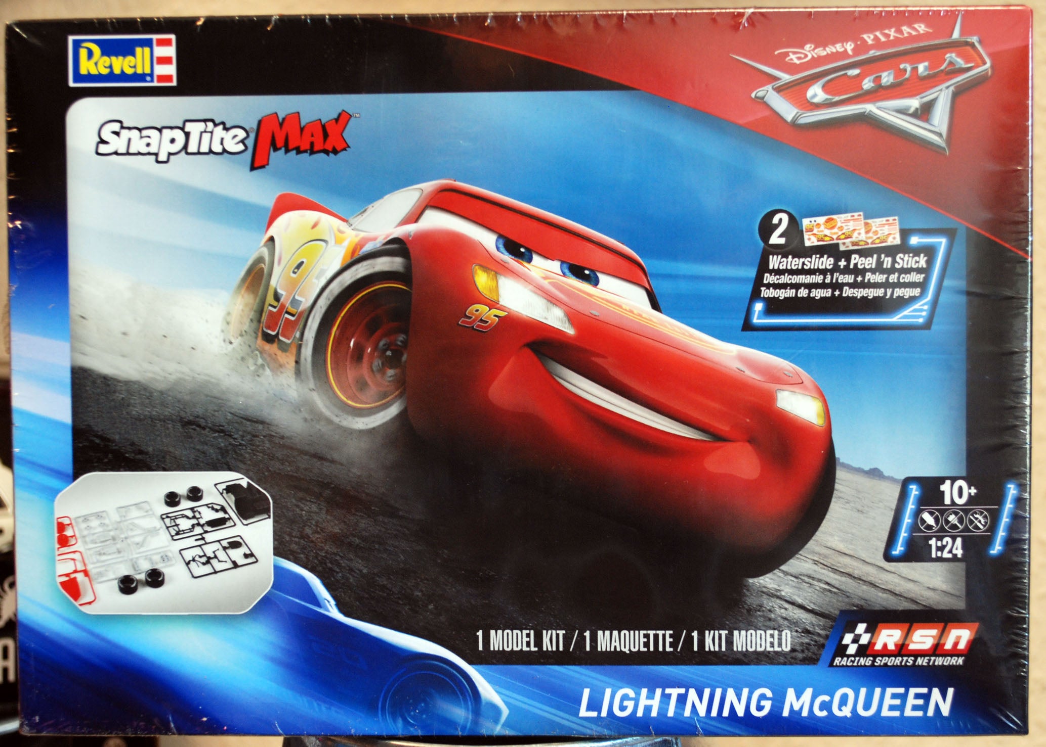 Revell 1988 Lightning McQueen Pixar Cars 1:24 Snap Bausatz