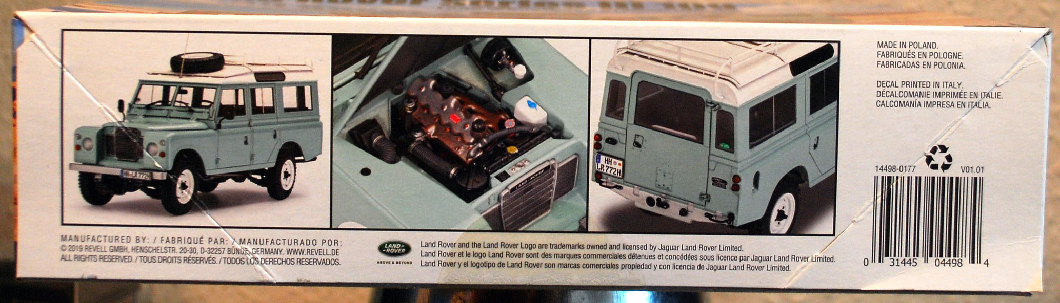 Revell 4498 1971 Land Rover Ser. III  LWB US Version 1:24