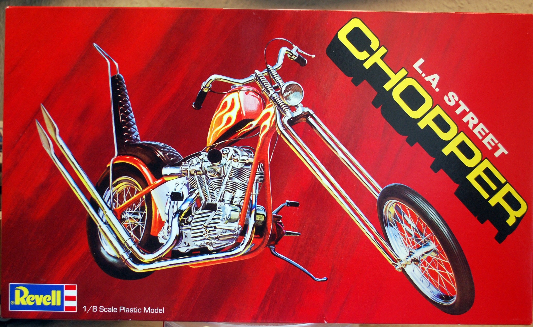 Revell 7326 LA Street Chopper 1:8