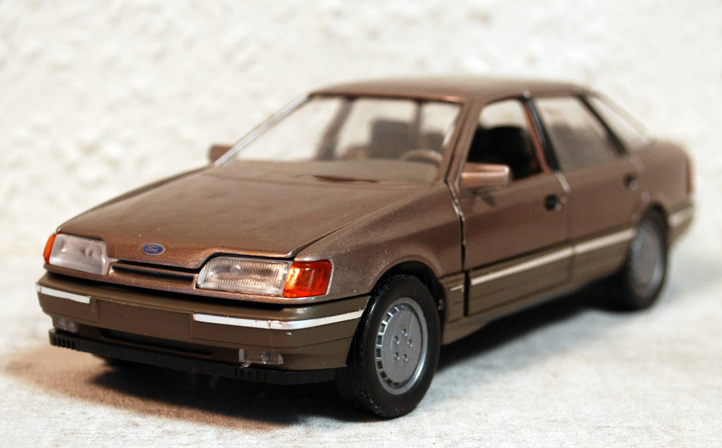 1985 Ford Scorpio 1:25 Capuccino Met.Schabak 1500
