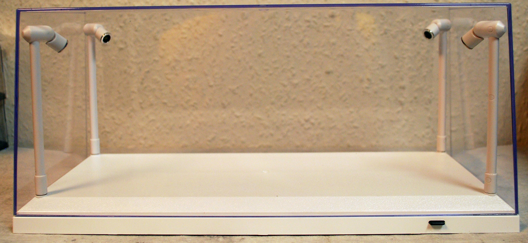 Vitrine T9 189921-24 Einzelvitrine mit oder ohne Beleuchtung Farbe wählbar 1:18