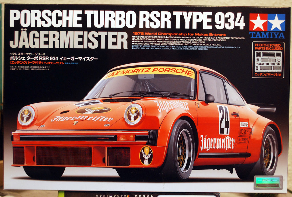 Tamiya 24328 1976 Porsche Turbo RSR 934 Jägermeister 1:24