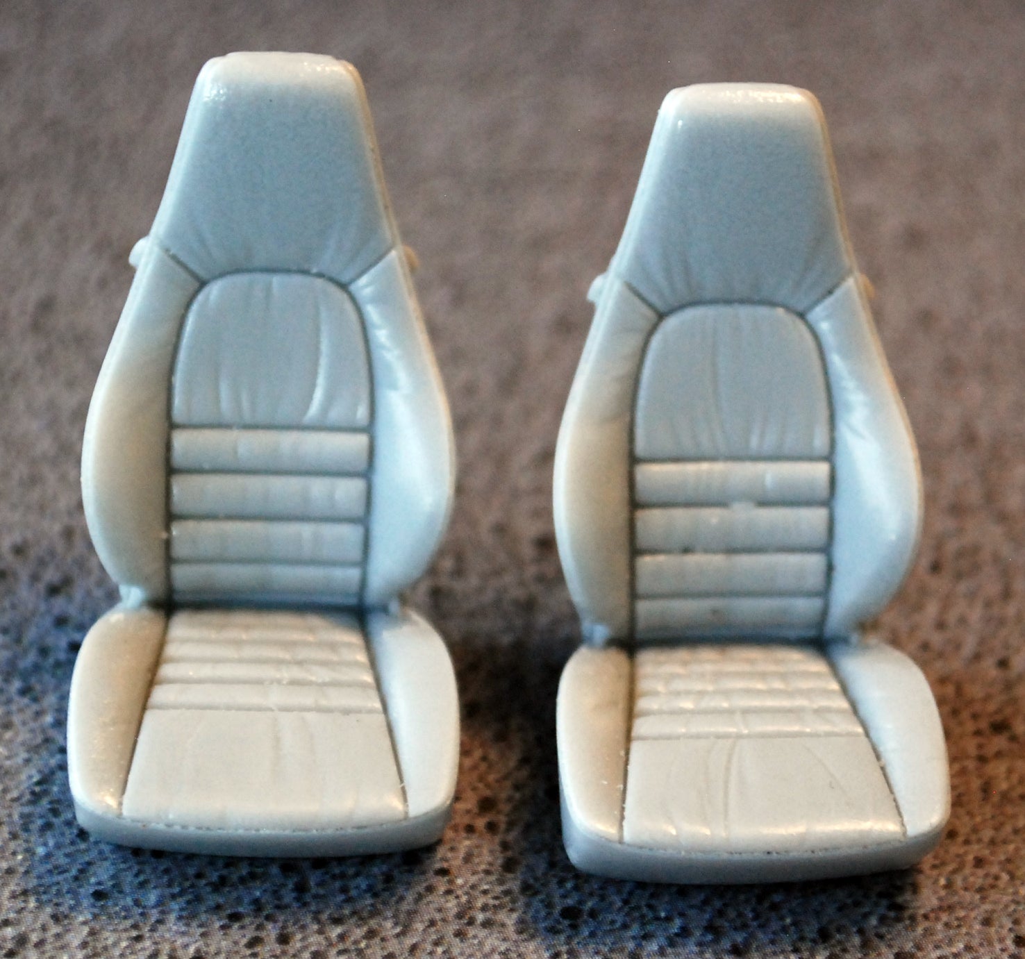 USCP 24A072 Vordersitze Seats Porsche 930 / 964 1:24