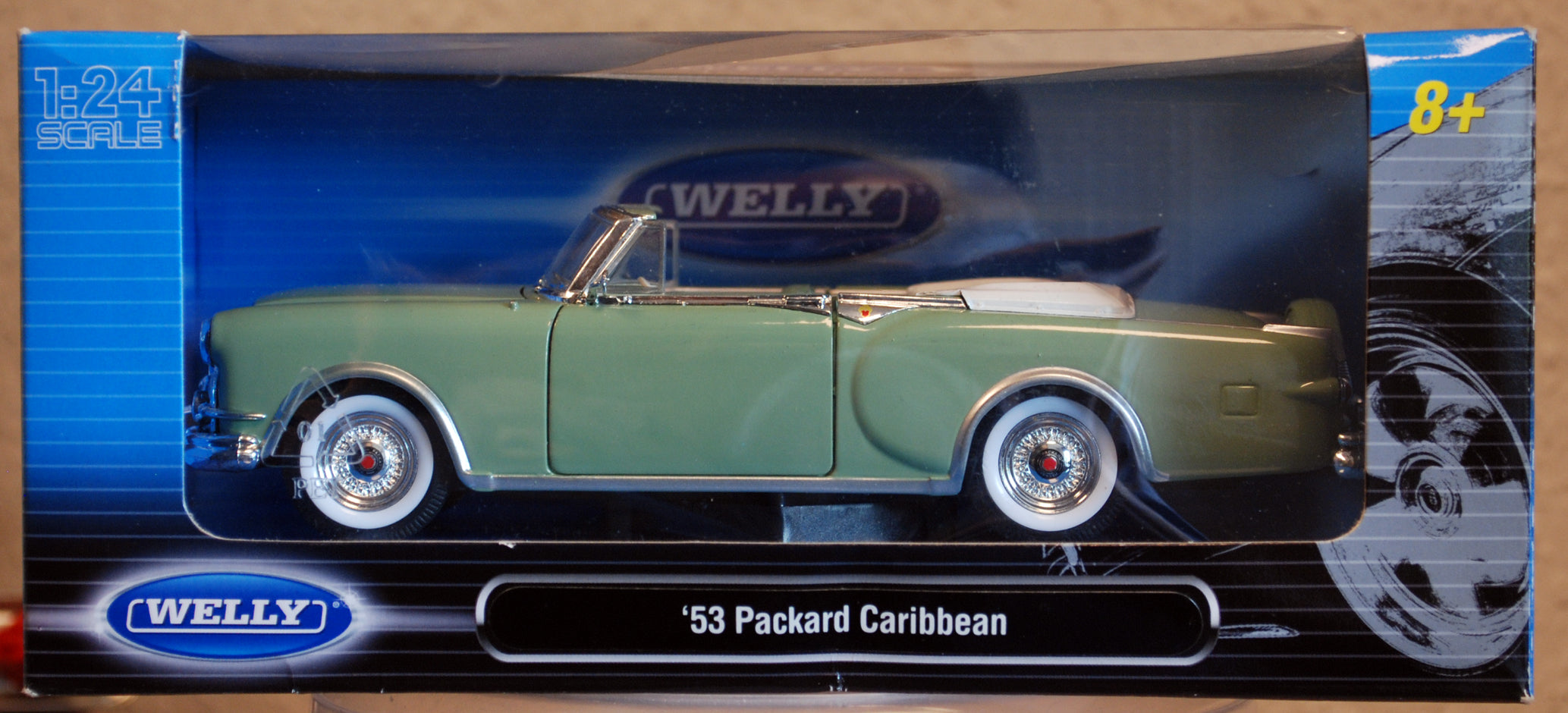 1953 Packard Caribbean Convertible 1:24 Welly 24016W