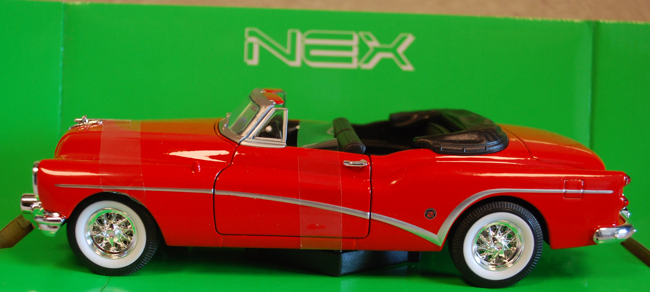 1953 Buick Skylark Convertible 1:24 Welly 24027W