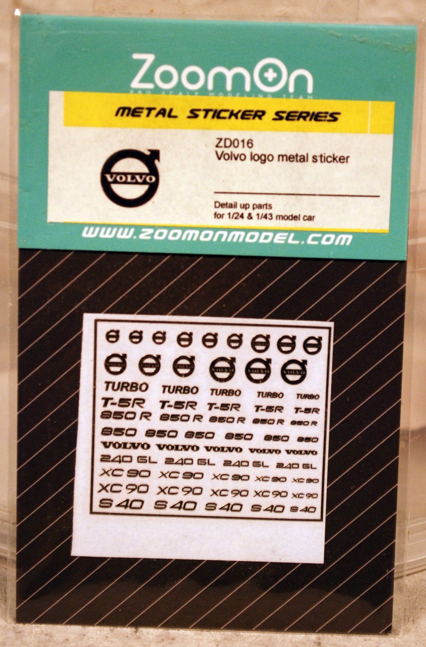 ZoomOn ZD016 Volvo Metal Sticker div. Maßstäbe