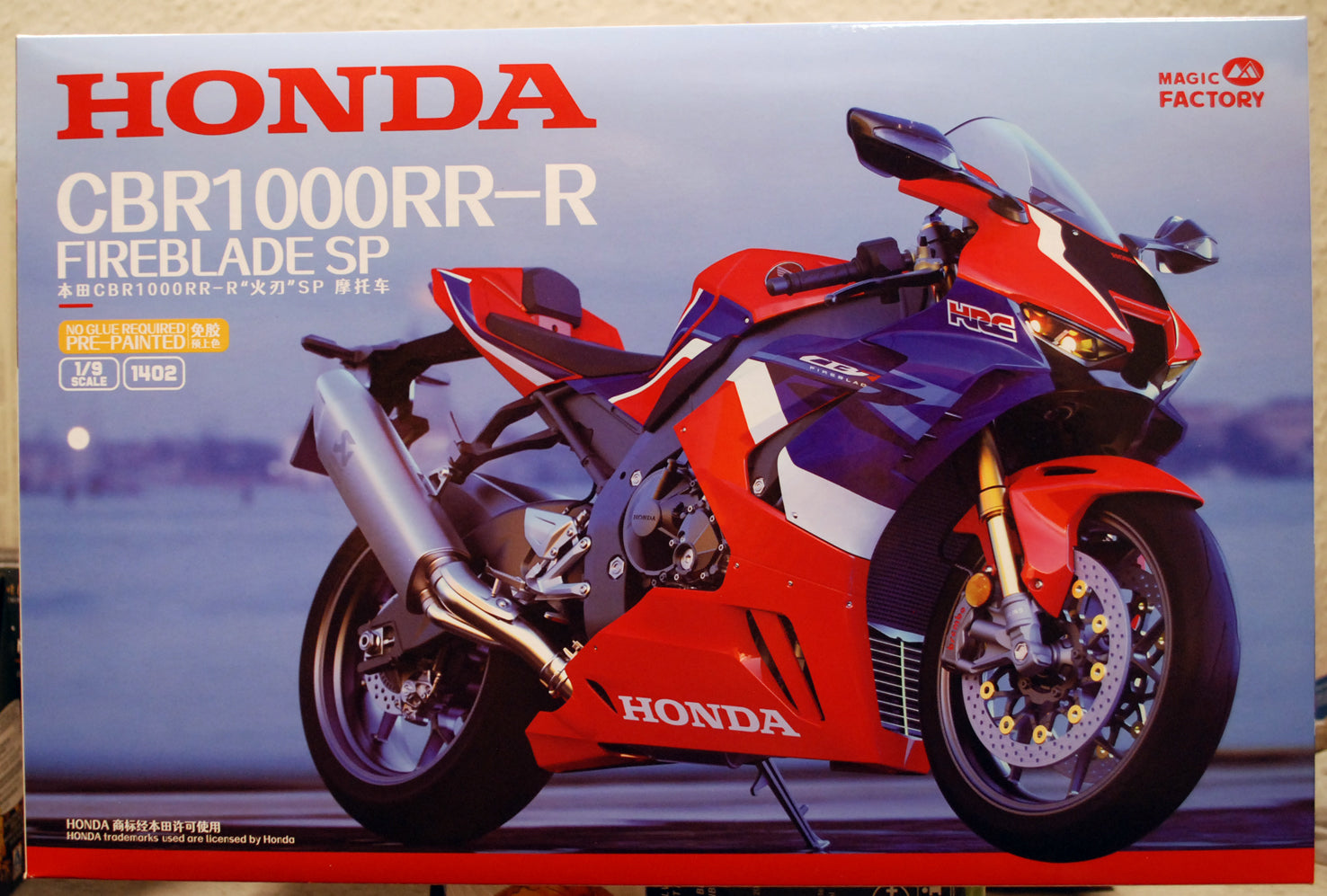 Magic Factory 1402 Honda CBR 1000 RR-R Fireblade SP 1:9 neuer Bausatz