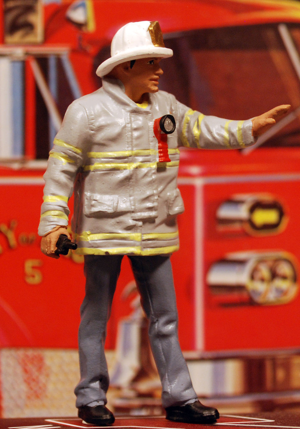 76418 American Diorama Firefighters Fire Captain Feuerwehr Polizei 1:24