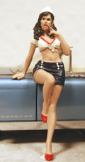 76442 American Diorama Pin Up Girls Sandra Sexy Mädels 1:24