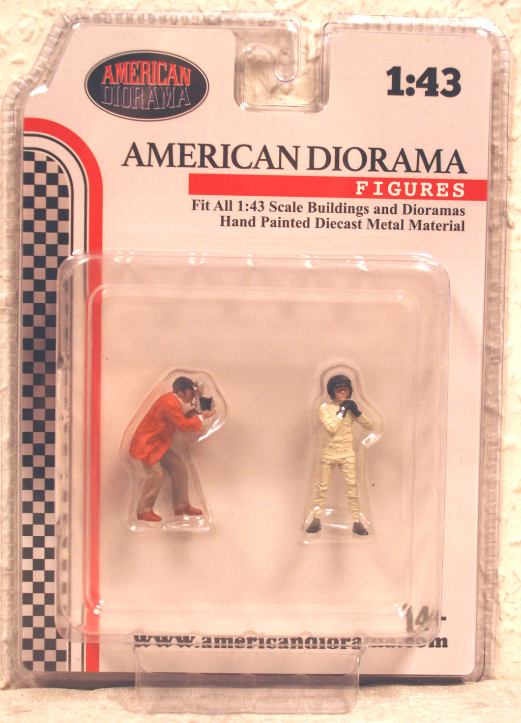 38360 American Diorama Race Day Figures Set 2 1:43
