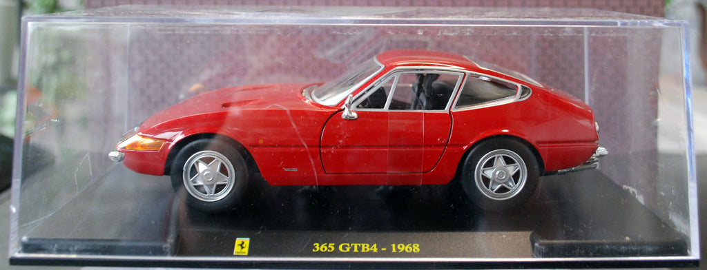 1968 Ferrari 365 GTB4 rot 1:24