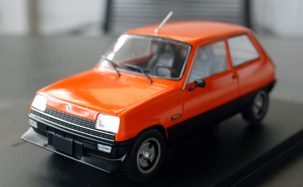 1979 Renault 5 Mirage 1:24 Fabbri / White Box / Hachette/Leo