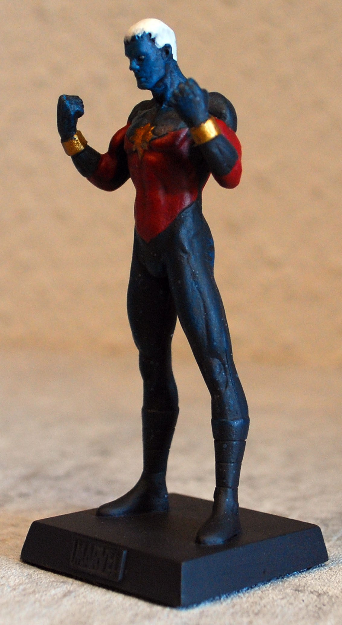 Marvel Figurine Collection Captain Marvel 1:21