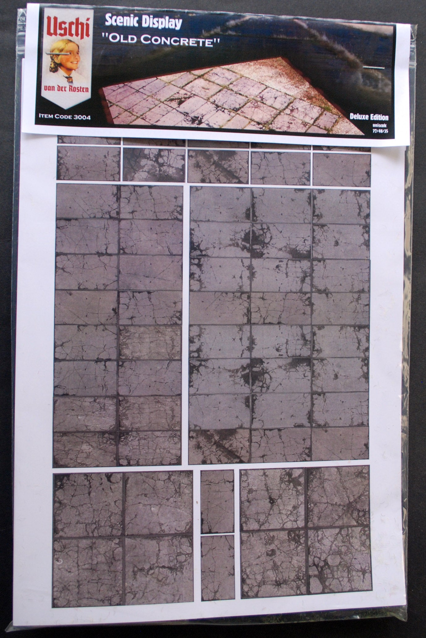 Uschi van der Rosten 3004 Scenic Display Old Concrete de Luxe