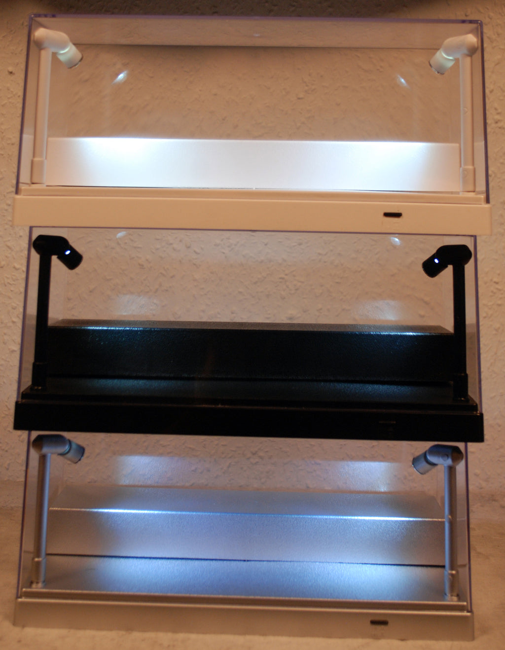 Vitrine T9 4399052 Einzelvitrine mit Beleuchtung Vitrinen 1:24 1:43 1:64