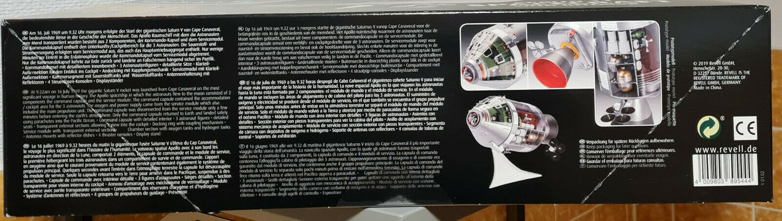 Revell 03703 Apollo 11 Spacecraft w. Interior 50th Anniv. 1:32