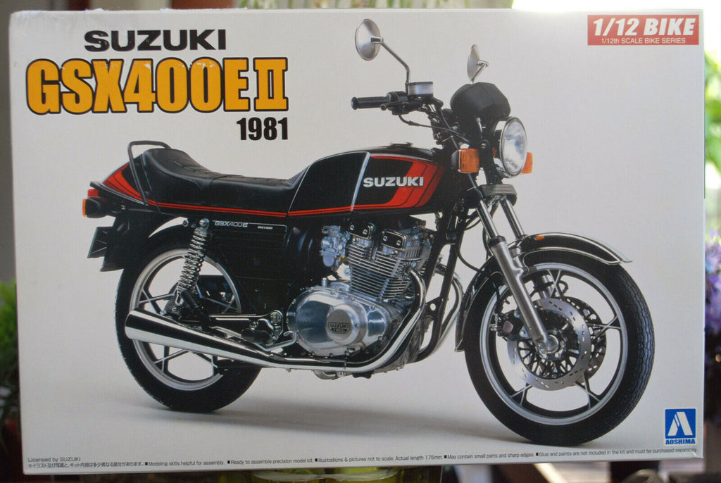 Aoshima 054574 1981 Suzuki GSX 400 E II 1:12 Motorrad Bike