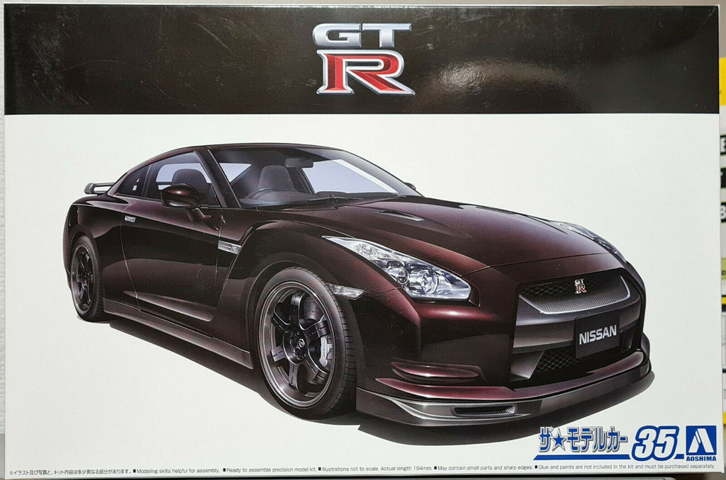 Aoshima 062180 2014 Nissan GT-R R 35 Spec V JDM 1:24