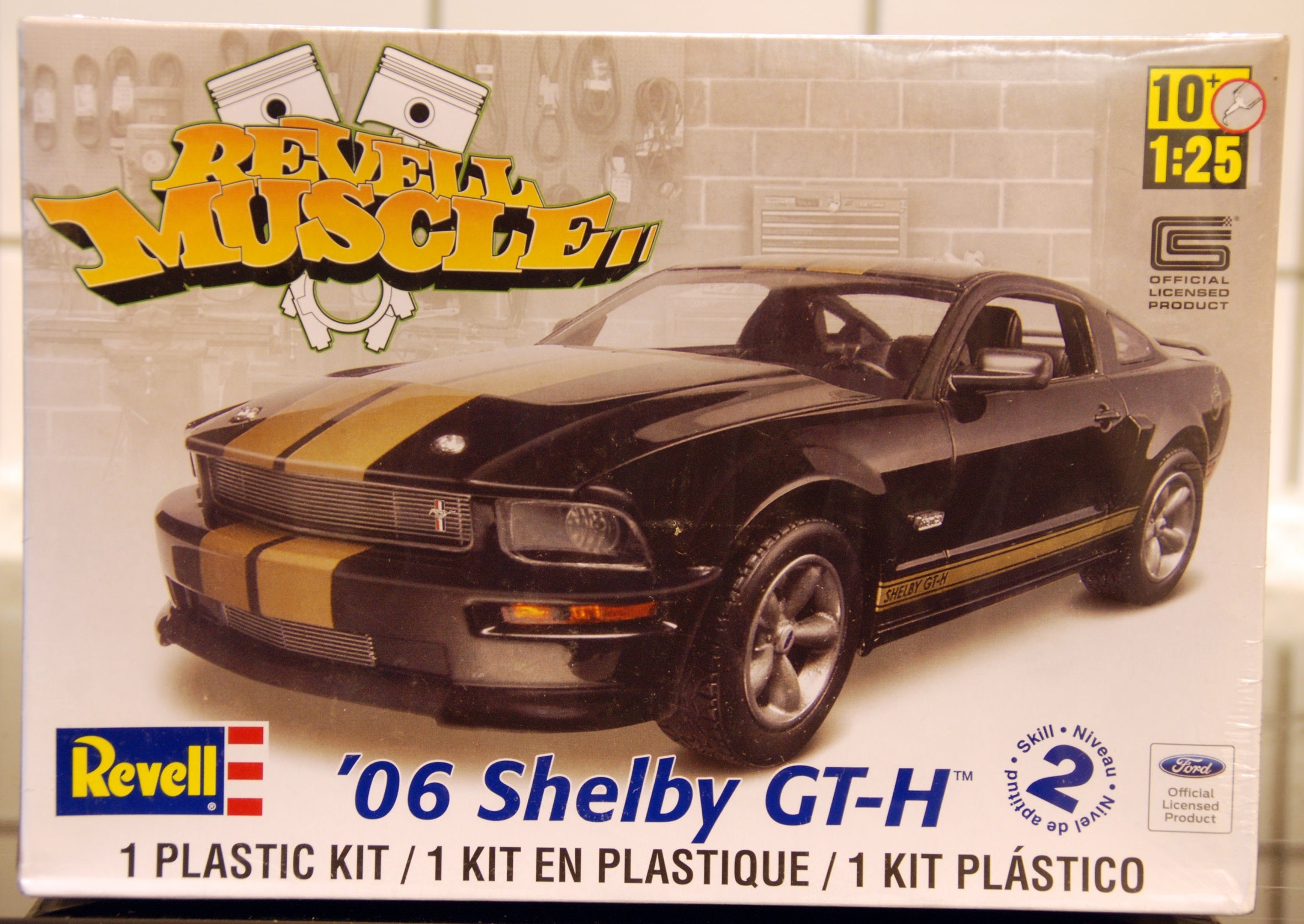 Revell 4212 2006 Ford Mustang Shelby GT Hertz, 1:25 Bausatz USA muscle car