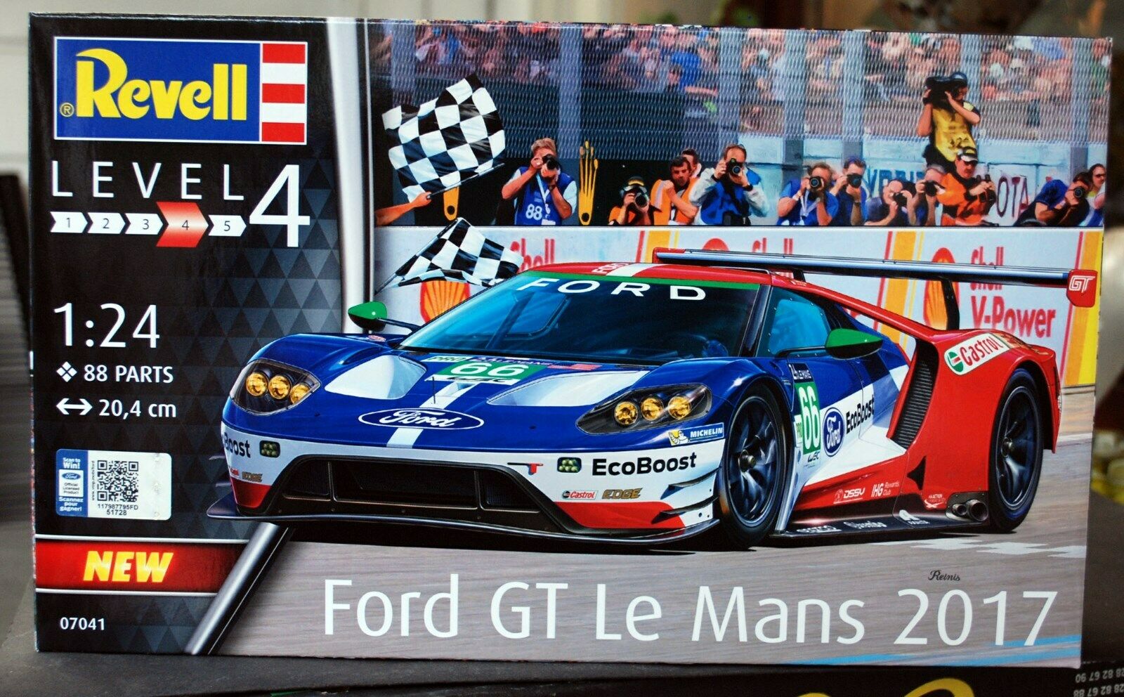 Revell 07041 2017 Ford GT Le Mans 1:24  neu 2018 Germany Bausatz