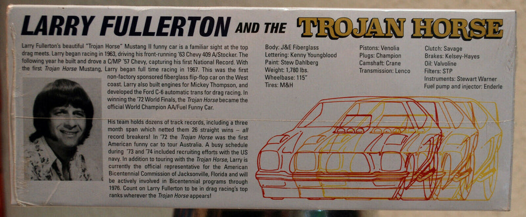 AMT 1009 Ford Mustang II Funny Car Larry Fullertons Trojan Horse 1:25