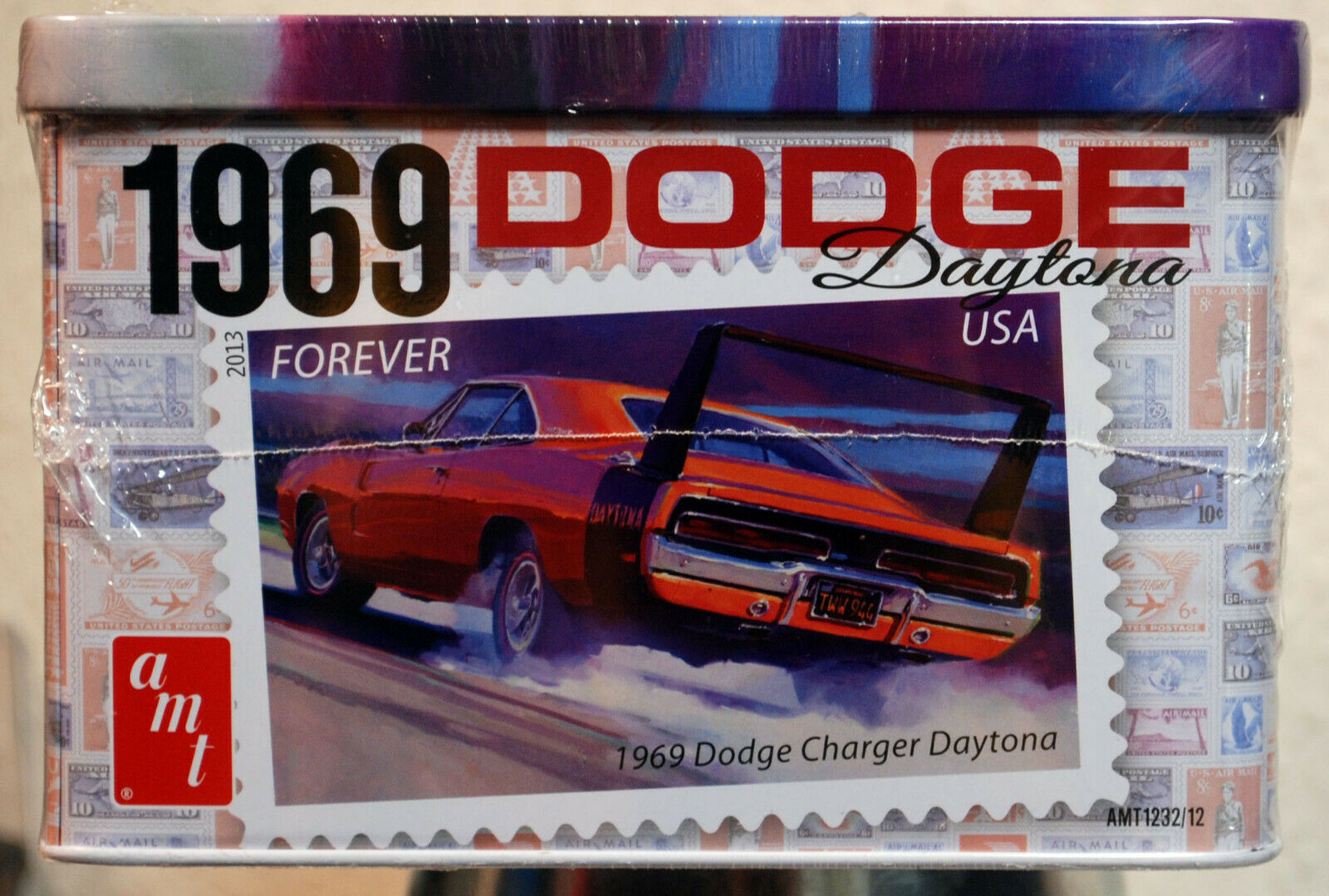 AMT 1232 1969 Dodge Daytona 1:25 Collector Tin
