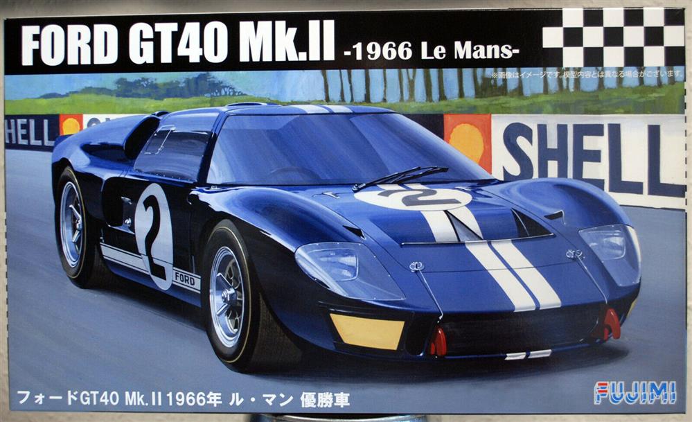 Fujimi 126036 1966 Ford GT 40 Mk. II Winner LeMans 1:24