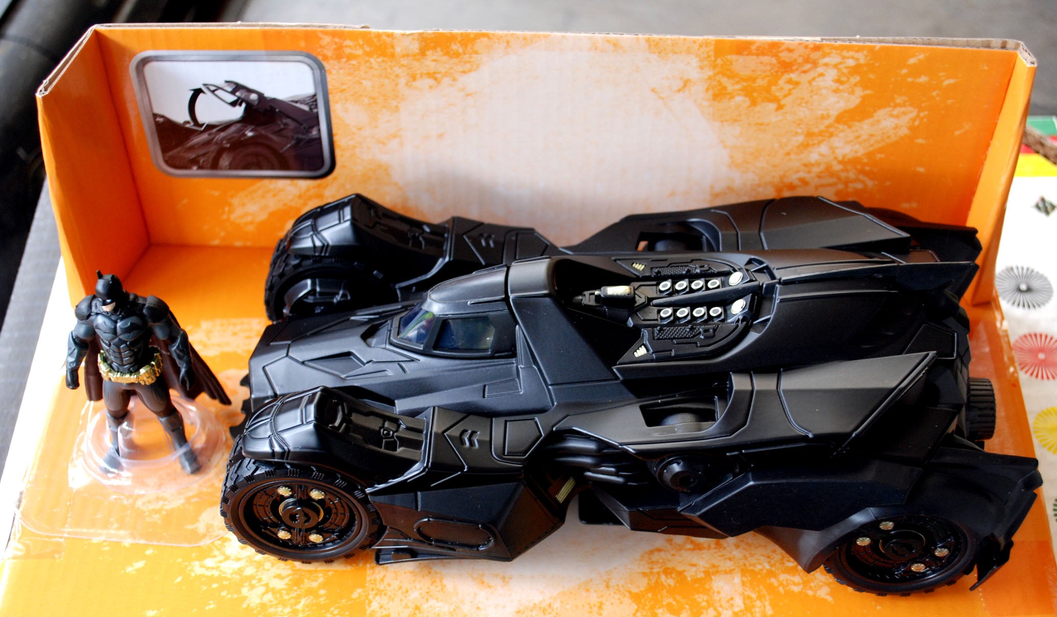 2015 Batmobile Tumbler Batman Arkham Knight 1:24 Jada 98037 neu 2018 neu