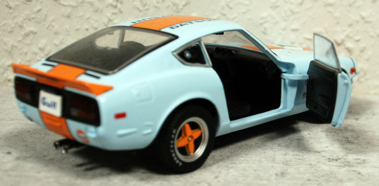 1979 Datsun 240 Z # 70 Gulf Tokyo Torque JDM 1:24 Greenlight 18302