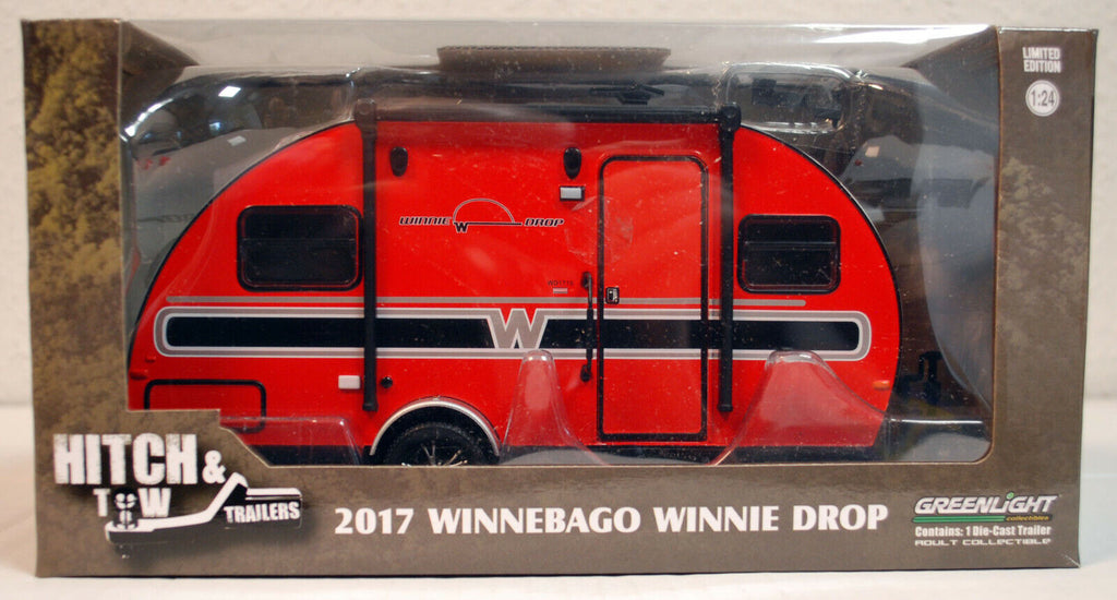 2017 Winnebago Winnie Drop Camping Trailer Anhänger 1:24 Green Light 18450