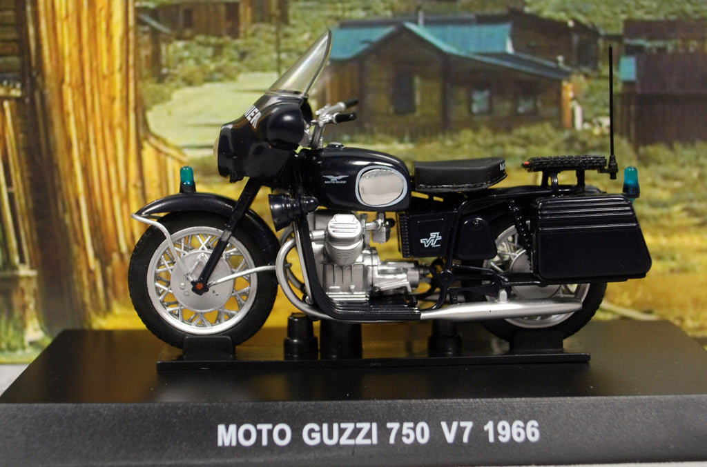 Polizeimotorrad 1966 Moto Guzzi 750 V7 Carabinieri 1:24