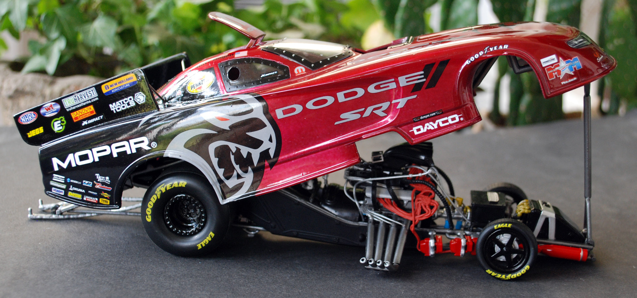Autoworld AWN002 2021 Dodge Charger SRT Hellcat  NHRA Funny Car 1:24