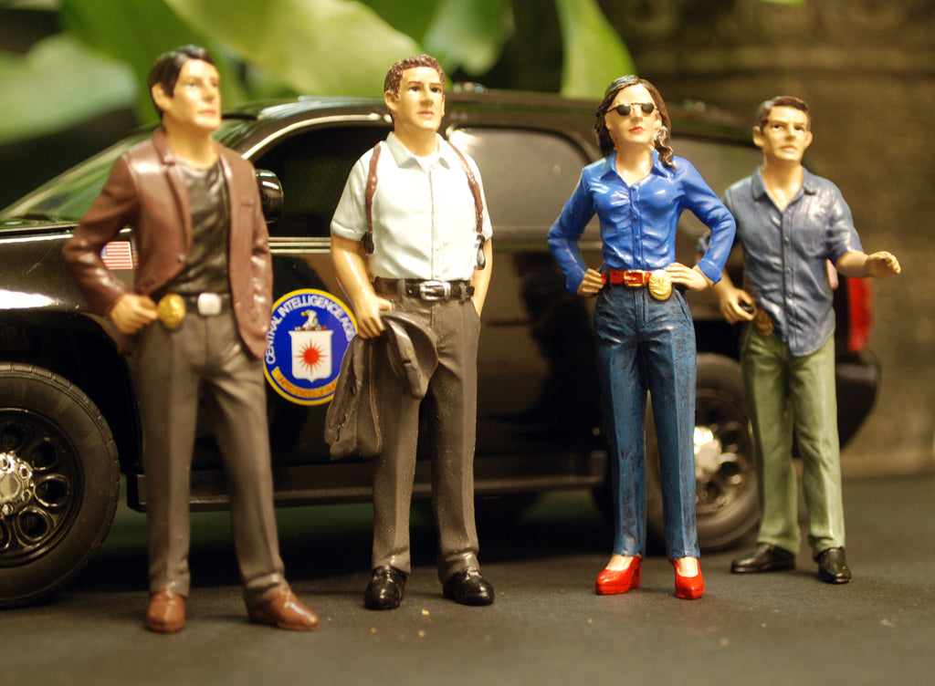23929B American Diorama Detectives Set of 4 1:24
