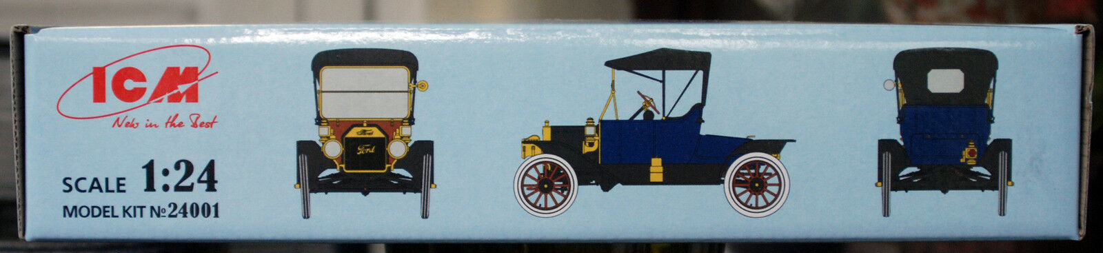 ICM 24001 1913  Ford Model T Roadster 1:24
