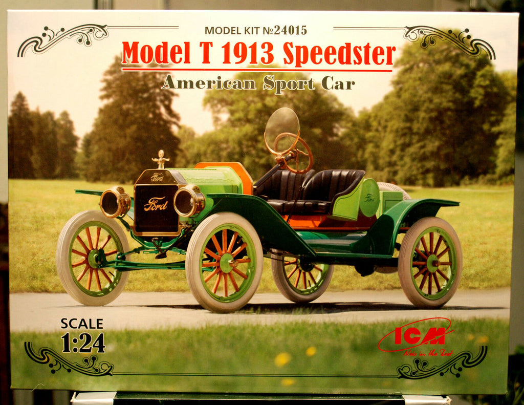 ICM 24015 1913  Ford Model T Speedster 1:24